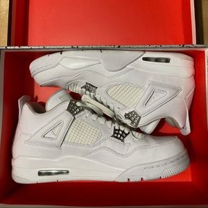 “Pure Money” Jordan 4’s. 2017. Men’s Size 12.